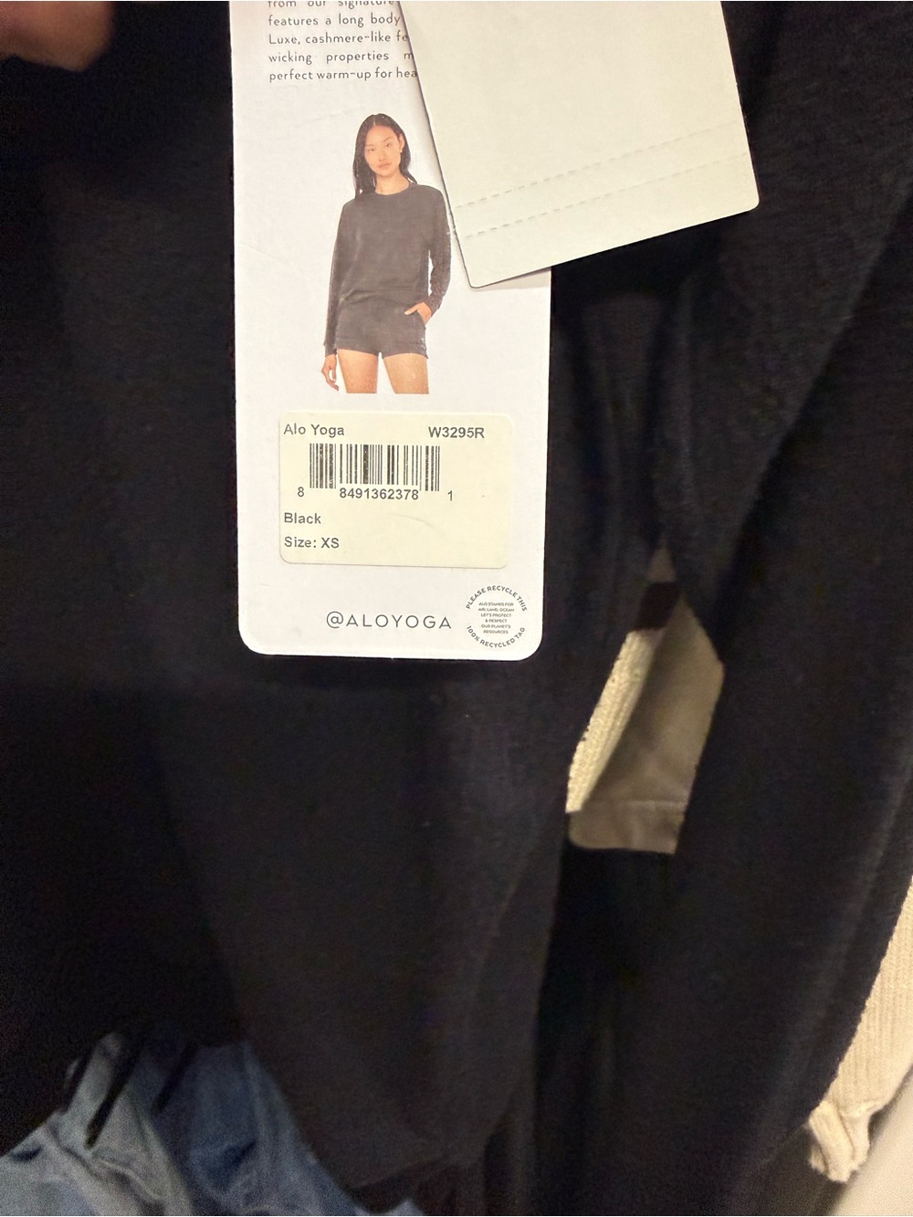 ALO Soho Pullover - Black